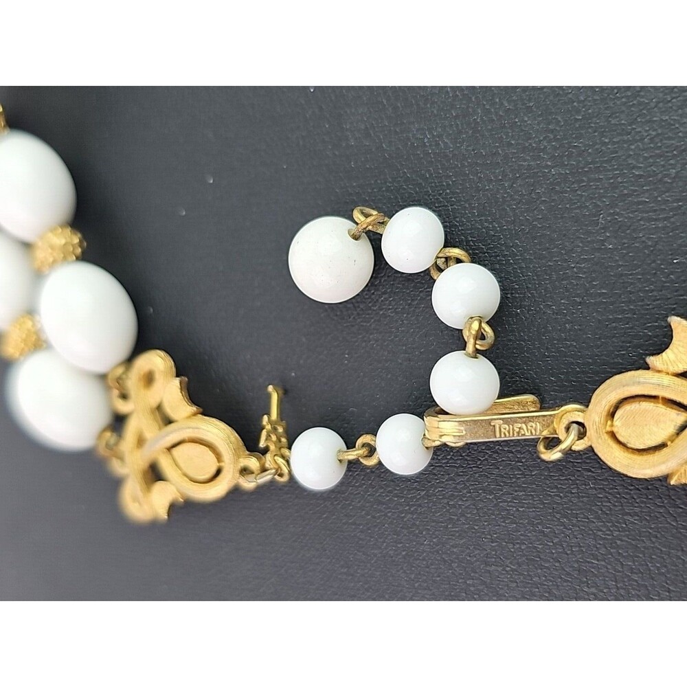 Vintage Crown Trifari Bead Necklace Gold Tone Bead Spacers Two Strand 13 in - Picture 6 of 10